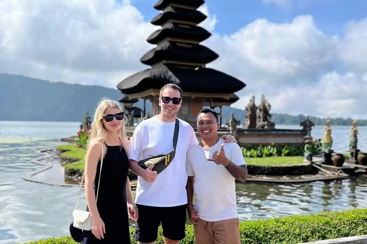 Bali Private Tour Service | Best Bali Driver for your Trip in Bali